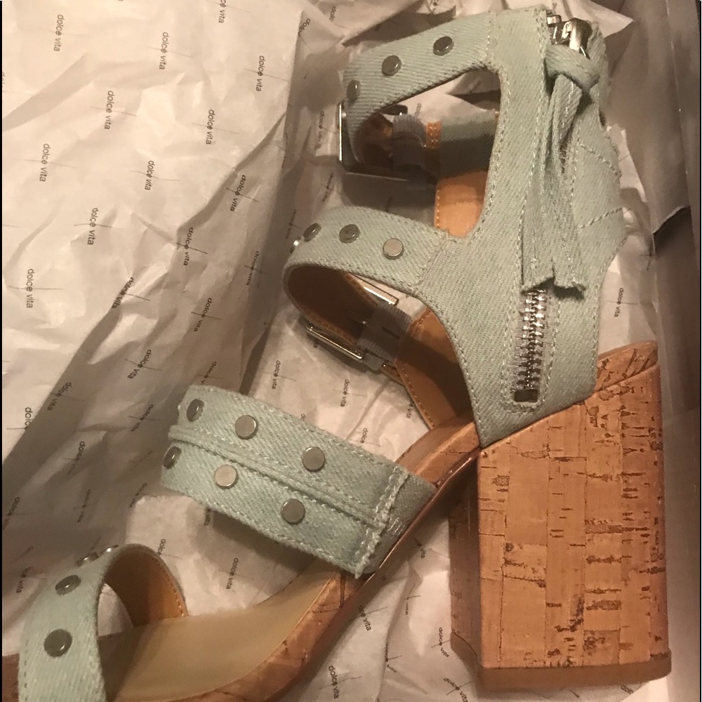 Brand new. Never worn Dolce Vita